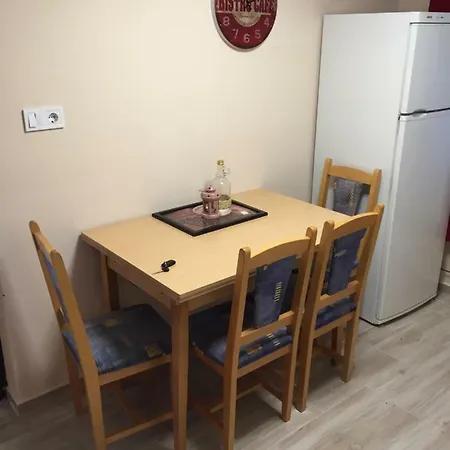 Izabella Vendeghaz Somlo Apartment Doba